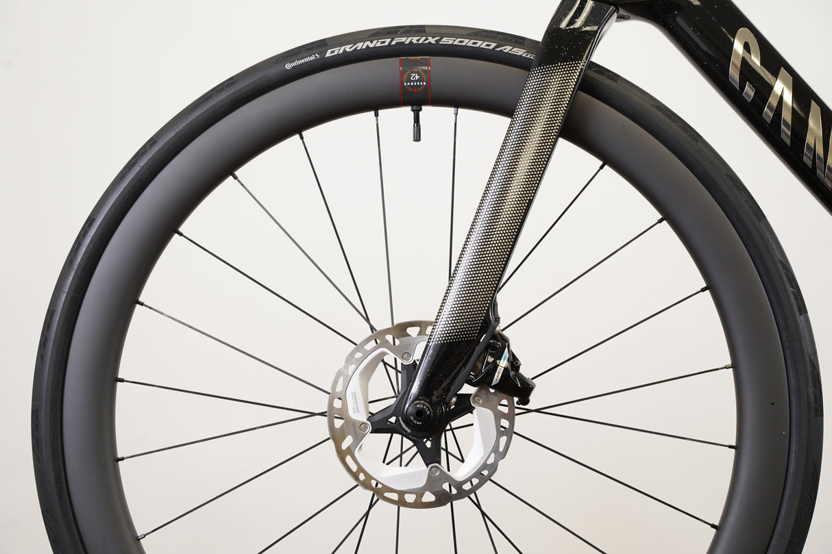 2024 L (Large) Canyon Endurace CFR Flash SRAM Force AXS Reserve Carbon Disc Bike