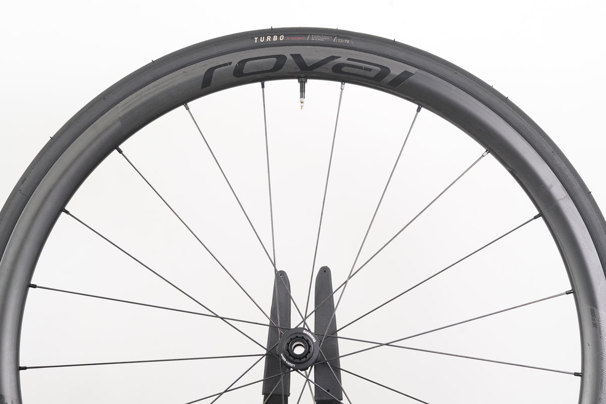 Roval Alpinist CL II Carbon Tubeless Disc Brake Wheelset Shimano/SRAM 11 Speed