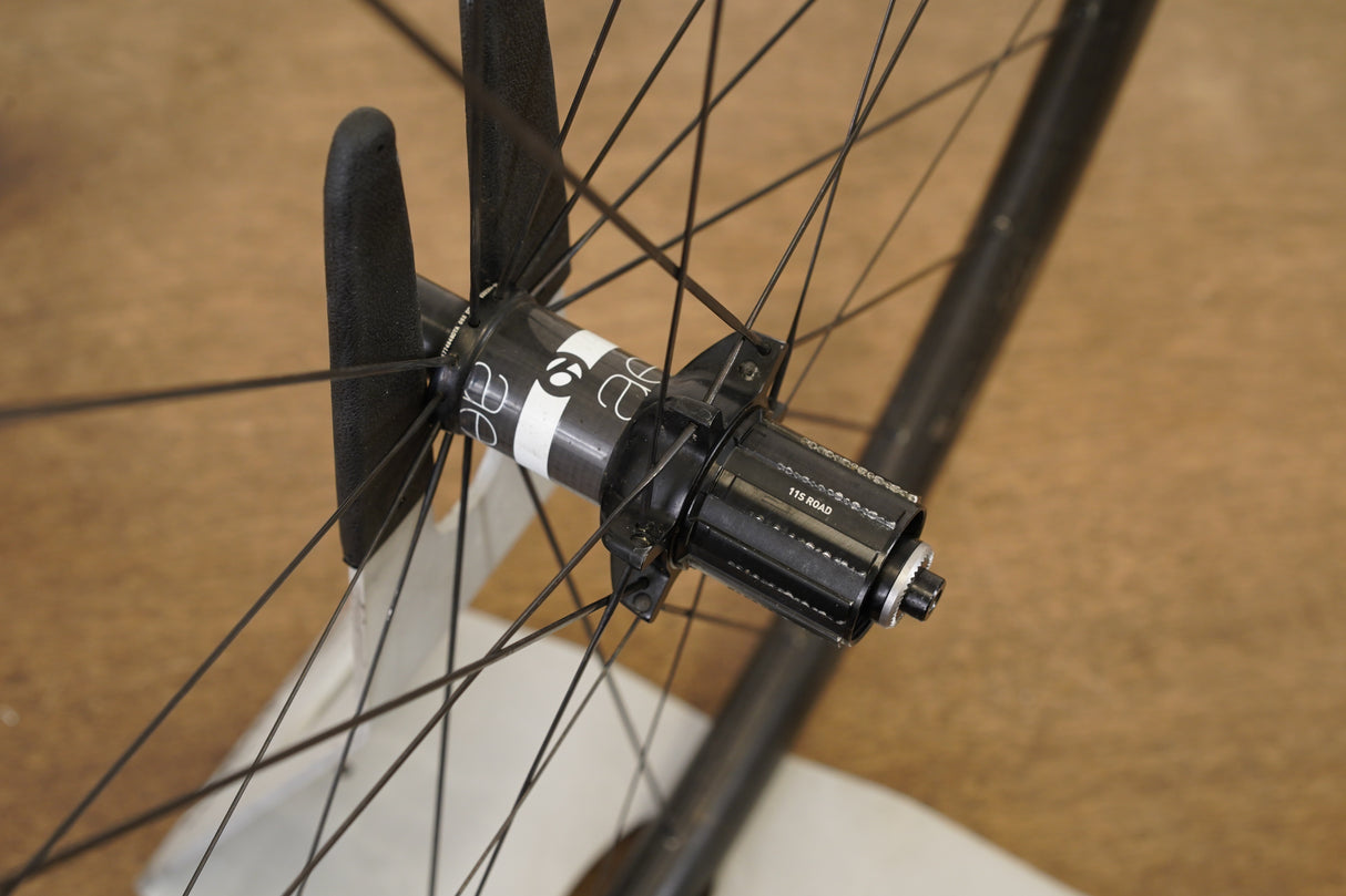 Bontrager Aeolus XXX 2 TLR Carbon Clincher Rim Brake Wheelset 11 Speed