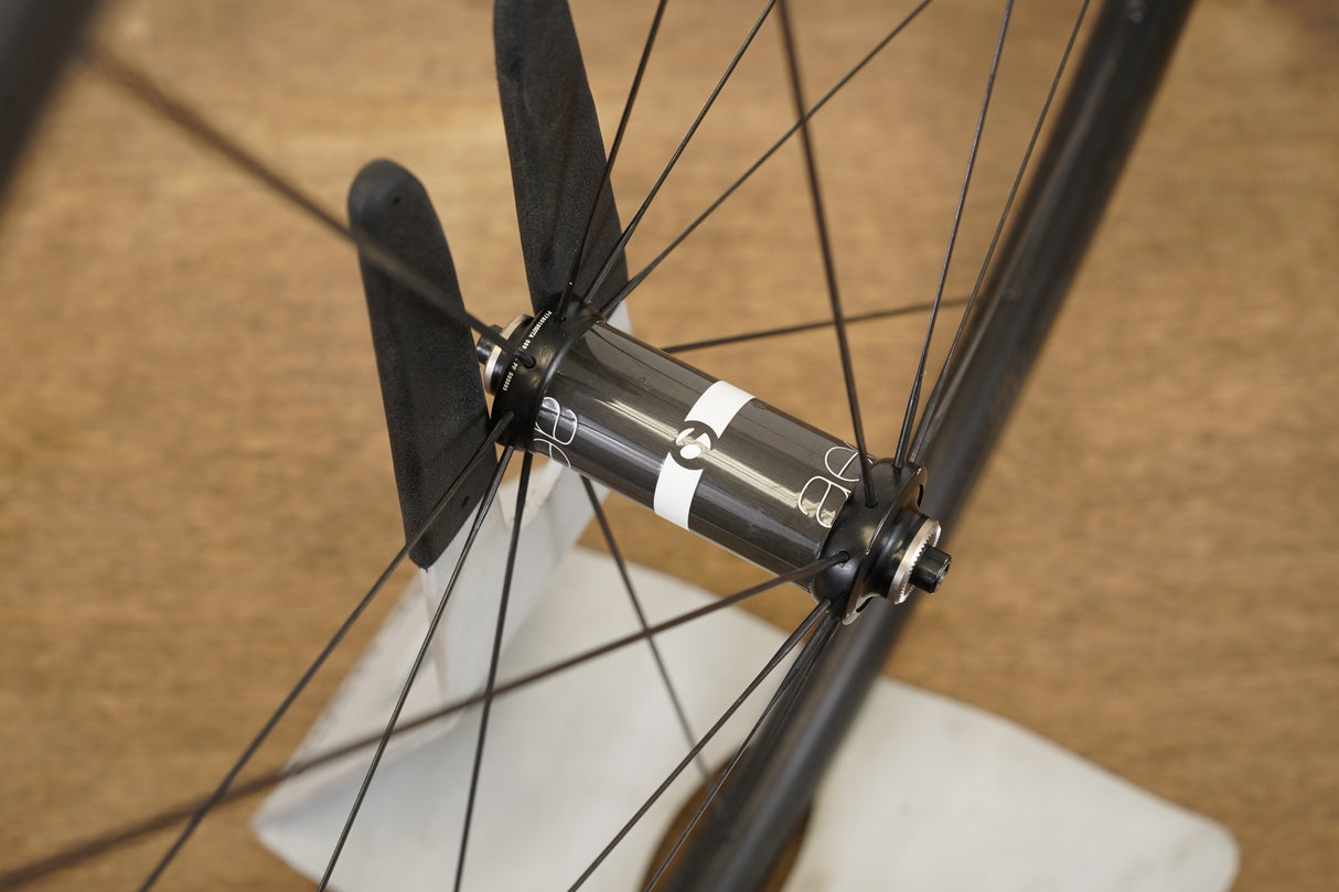 Bontrager Aeolus XXX 2 TLR Carbon Clincher Rim Brake Wheelset 11 Speed