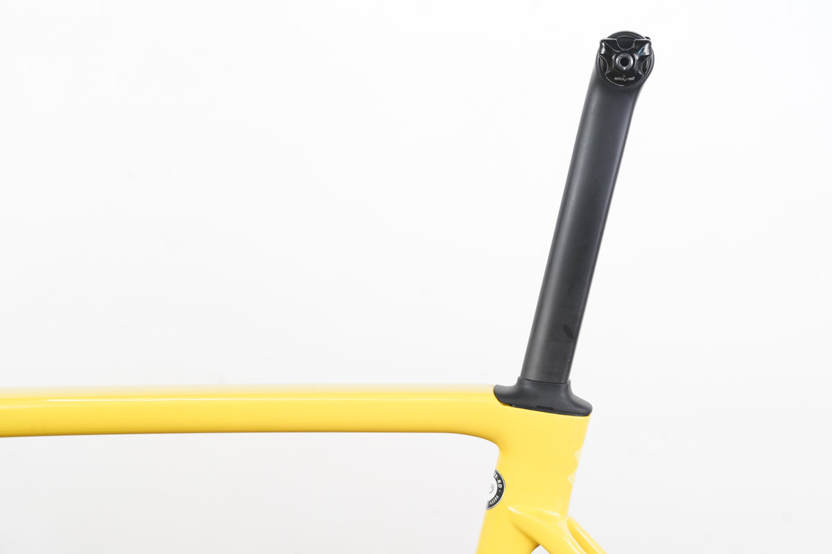 2021 59cm Specialized S-WORKS Roubaix Team Future Shock Carbon Disc Frameset