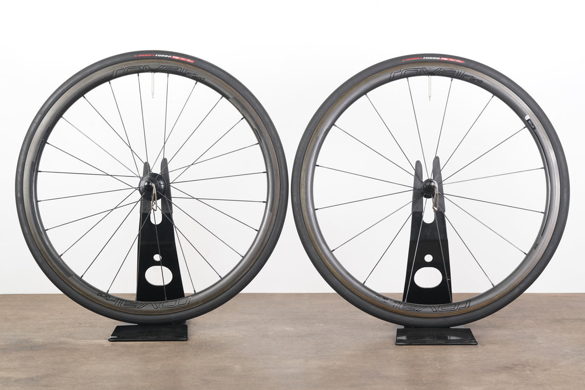 Roval CLX 32 Carbon Tubeless Clincher Rim Brake Wheelset Shimano/SRAM 11 Speed