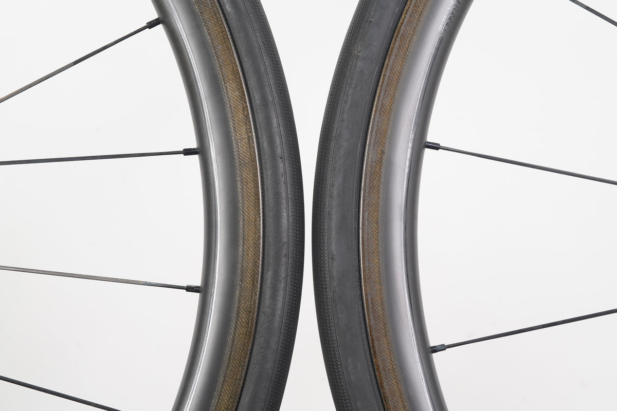Roval CLX 32 Carbon Tubeless Clincher Rim Brake Wheelset Shimano/SRAM 11 Speed