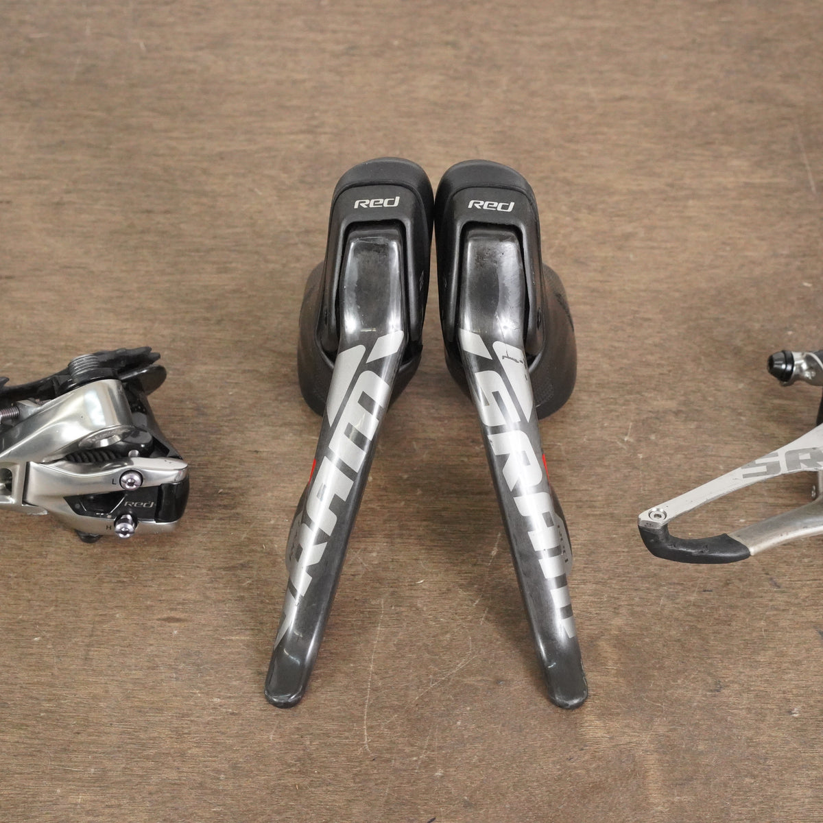 Manettes Sram red 22 yaw mécaniques - eBay Manettes Sram red 22 yaw mécaniques - eBay