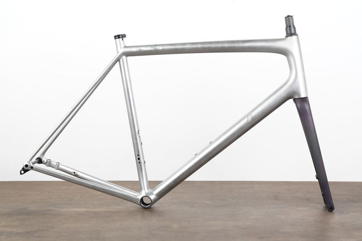 61cm Specialized S-WORKS Aethos Carbon Disc Brake Frameset *Repaired*