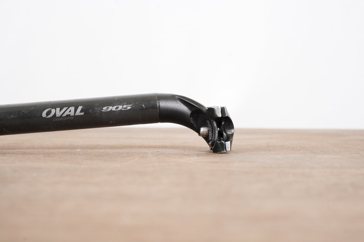 27.2mm Oval Concepts 905 Carbon Alloy Road Seatpost