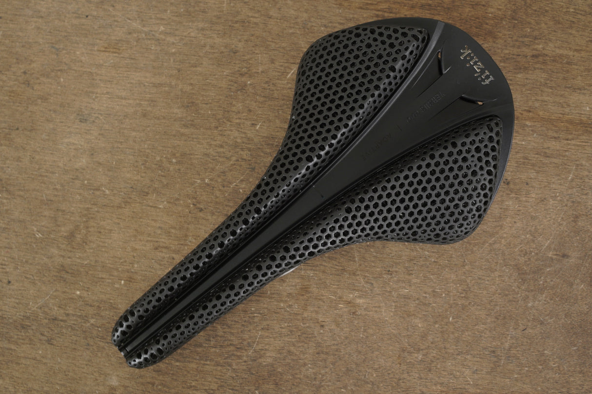 148mm Fizik Antares R1 Versus Evo Adaptive Carbon Rail Road Saddle 184g