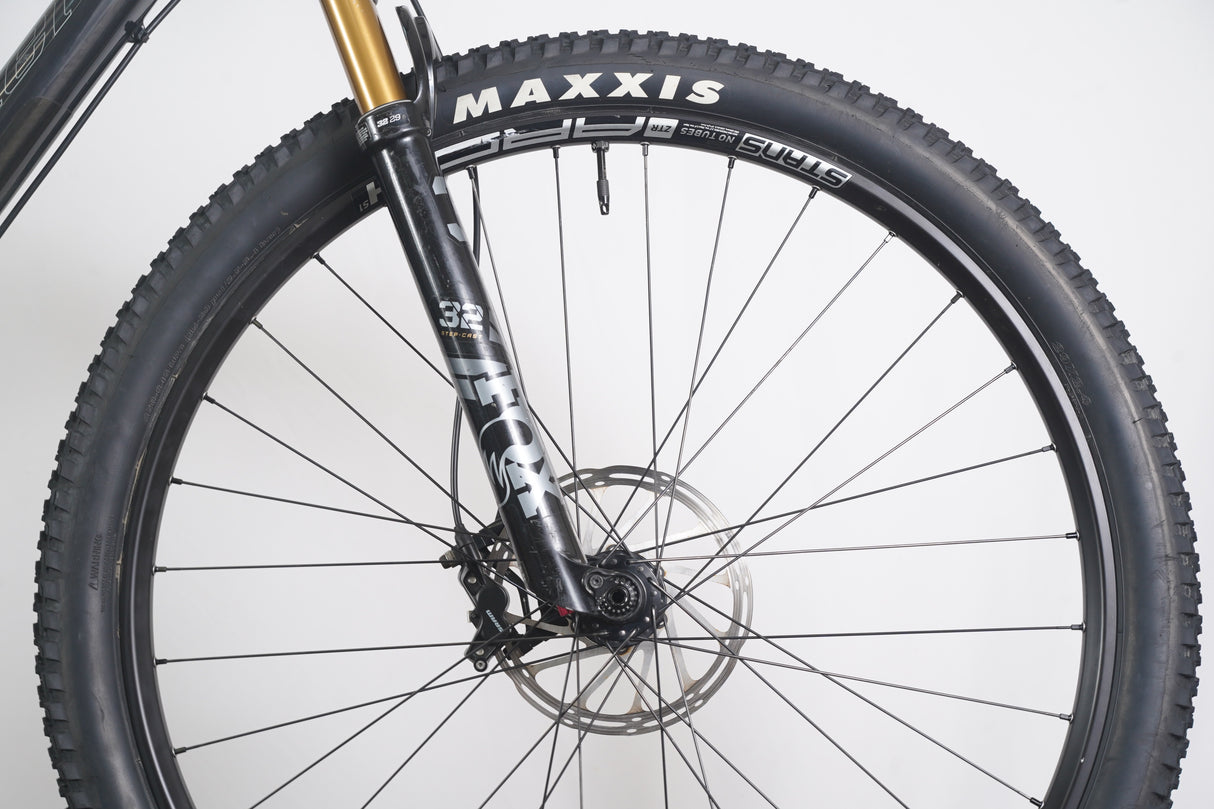 2024 XL 29" Niner Air 9 RDO SRAM GX AXS Electronic 12 Speed Carbon MTB XC Bike