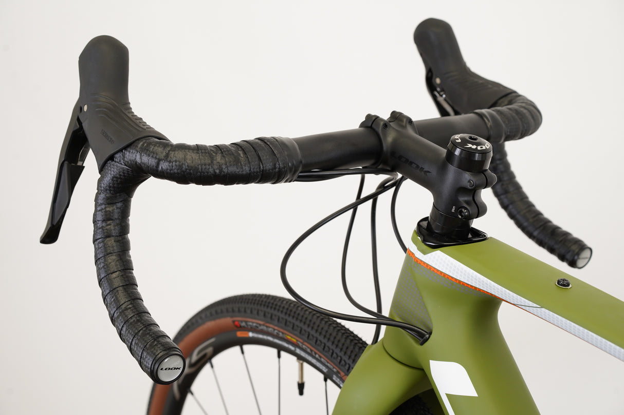 NEW 2024 XS LOOK 765 Shimano GRX RX610 Fulcrum Disc Brake Gravel Bike
