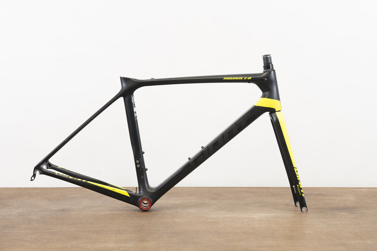 M (Medium) Giant TCR Advanced Pro Carbon Rim Brake Road Frameset
