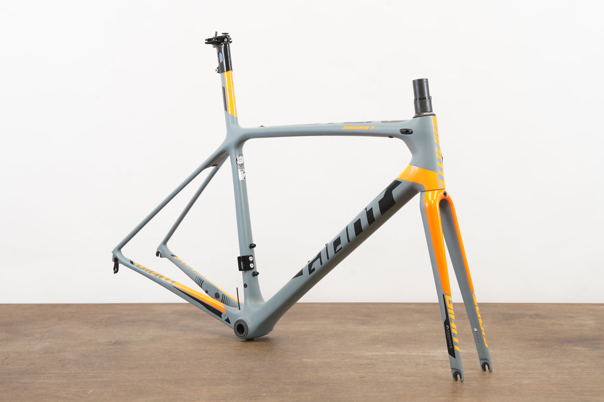M (Medium) Giant TCR Advanced SL ISP Carbon Rim Brake Road Frameset