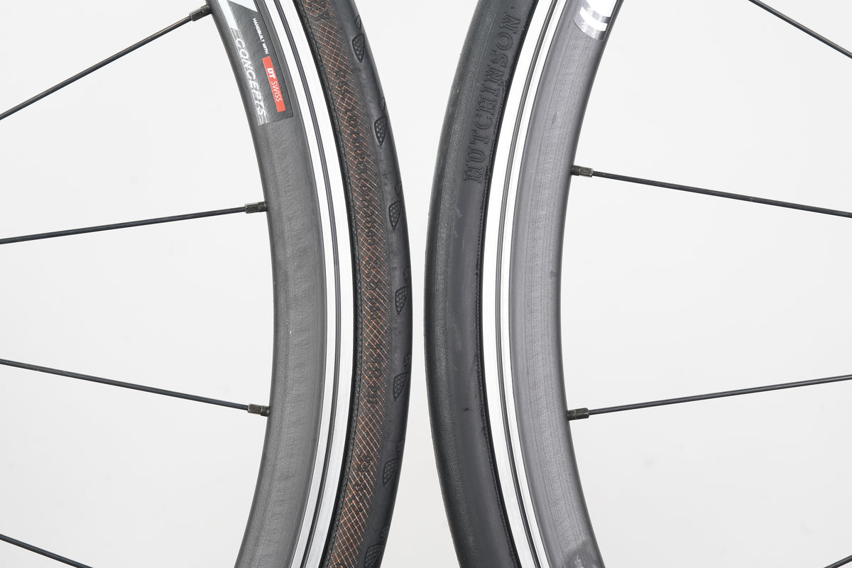 Oval Concepts 330 Alloy Clincher Rim Brake Wheelset Shimano/SRAM 10 Speed