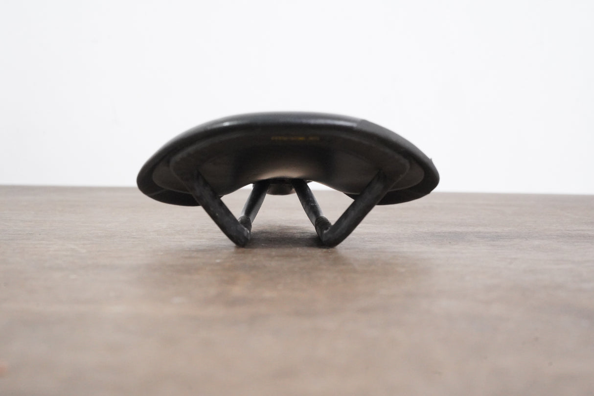 147mm (Regular) Fizik Antares 00 Carbon Road Saddle 141g