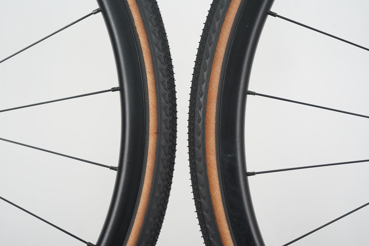 Roval SLX 24 Alloy TubelessClincher Disc Brake Wheelset Shimano/SRAM 11 Speed