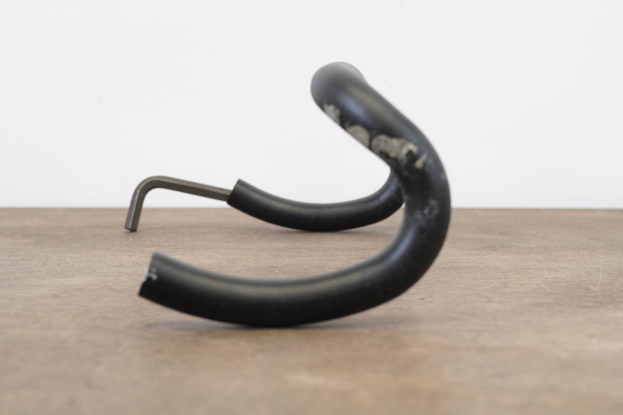 40cm Bontrager Race VR-S Alloy Short And Shallow Compact Handlebar 31.8mm