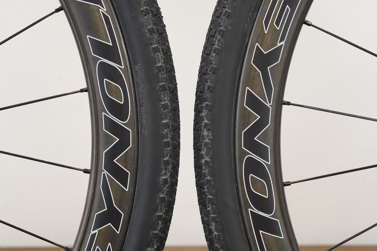 Reynolds Assault SLG Carbon Tubeless Clincher Disc Brake Wheelset 11 Speed