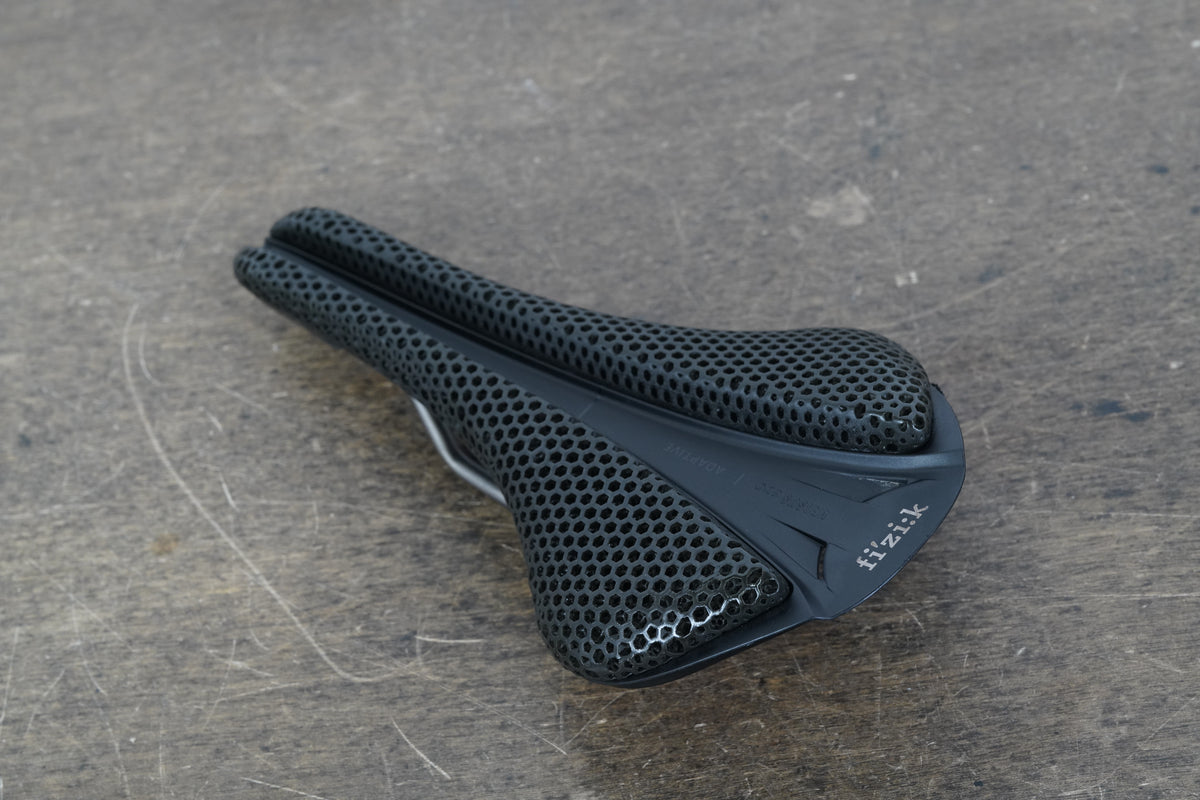 140mm Fizik Antares R3 Versus Evo Adaptive Kium Rail Road Saddle 212g