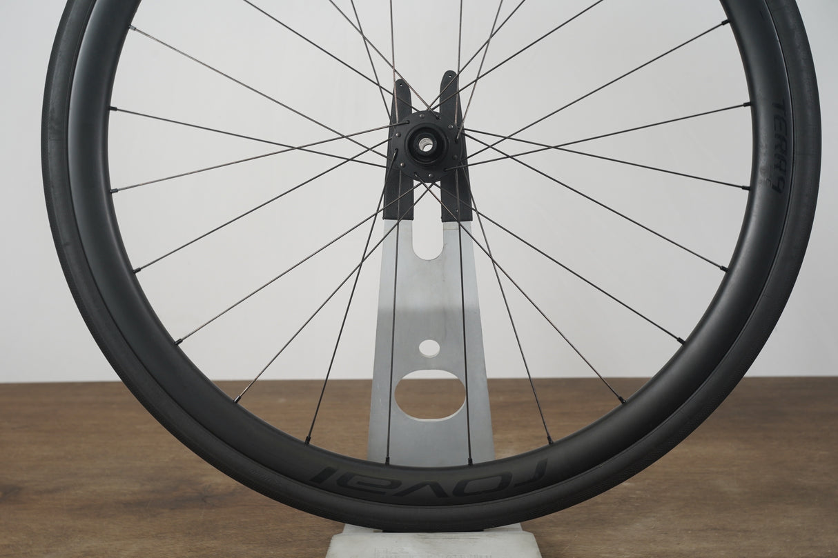 Roval Terra C DT Swiss 370 Carbon Tubeless Clincher Disc Brake Wheelset 11 Speed