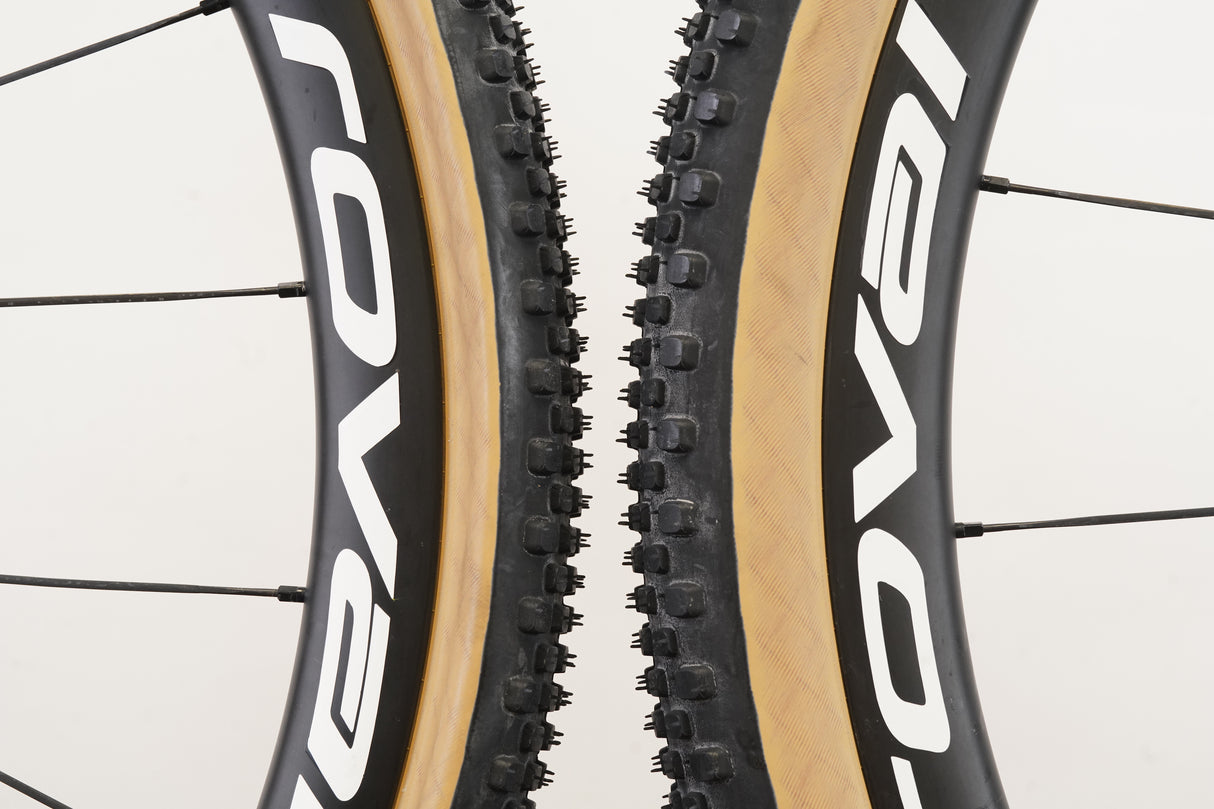 Roval Terra CLX Carbon Tubeless Clincher Disc Brake Wheelset SRAM XDR 12 Speed