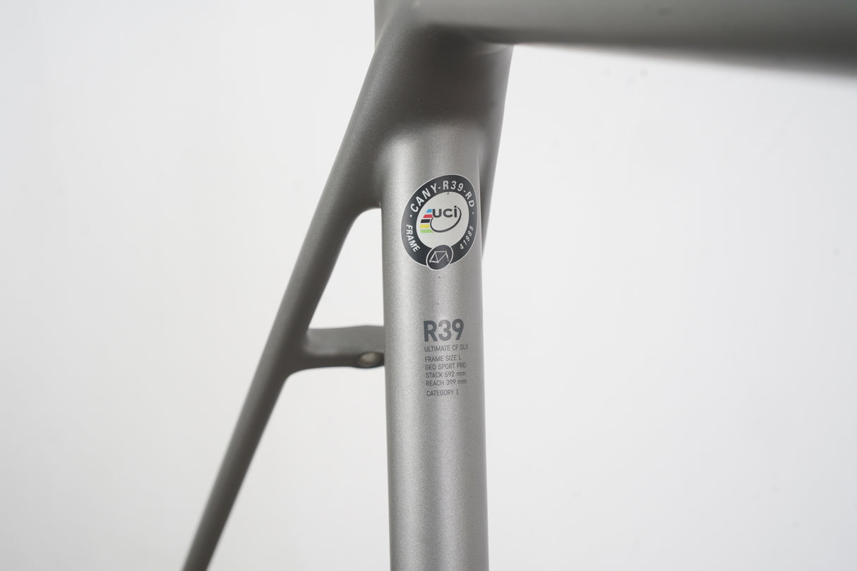 L (Large) Canyon Ultimate CF SLX Carbon Rim Brake Road Frameset