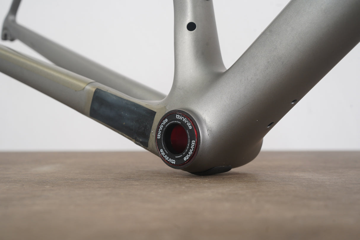 L (Large) Canyon Ultimate CF SLX Carbon Rim Brake Road Frameset