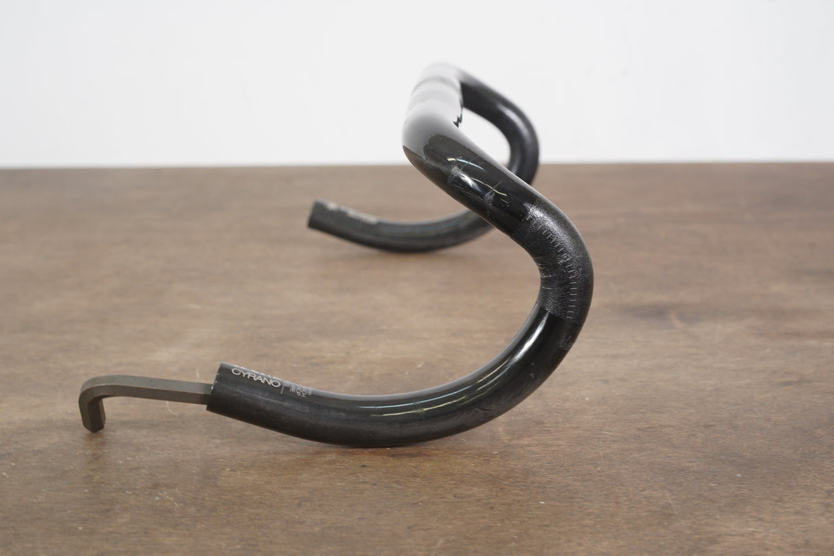 42cm Fizik Cyrano R1 Bull Carbon Compact Road Handlebar 31.8mm