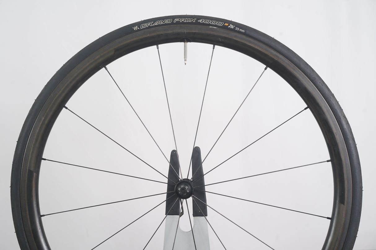 Roval CLX 32 Carbon Tubeless Clincher Rim Brake Wheelset Shimano/SRAM 11 Speed