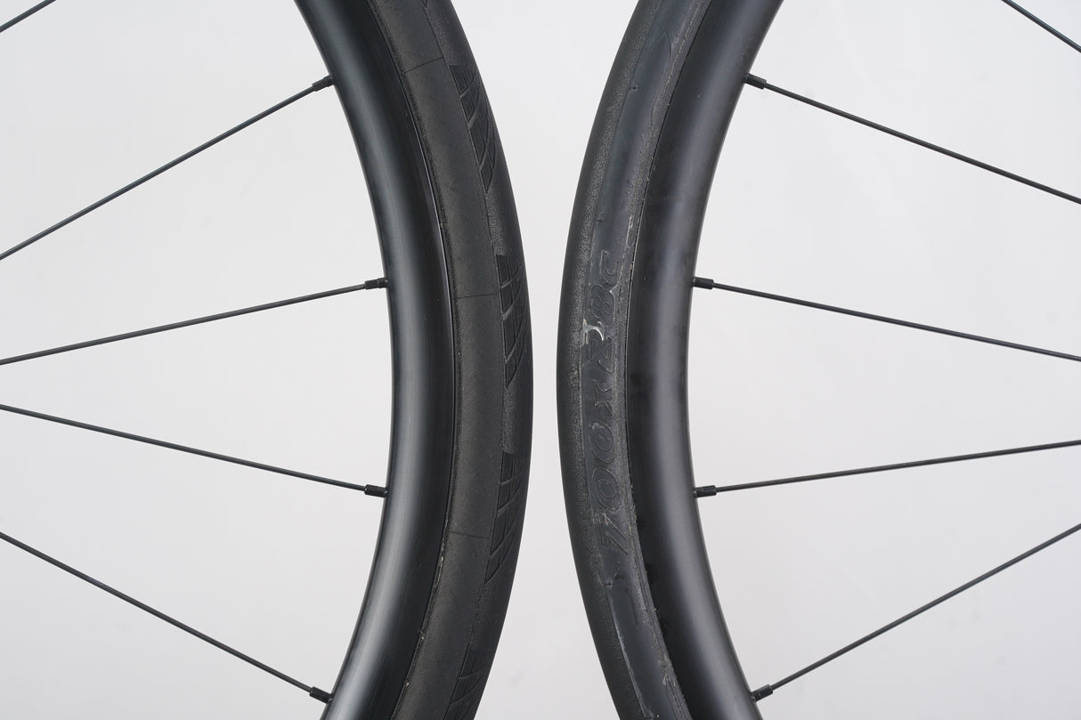 DT Swiss R470 Alloy Tubeless Clincher Disc Brake Wheelset Shimano/SRAM 11 Speed