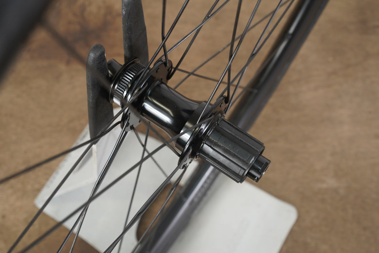 DT Swiss R470 Alloy Tubeless Clincher Disc Brake Wheelset Shimano/SRAM 11 Speed