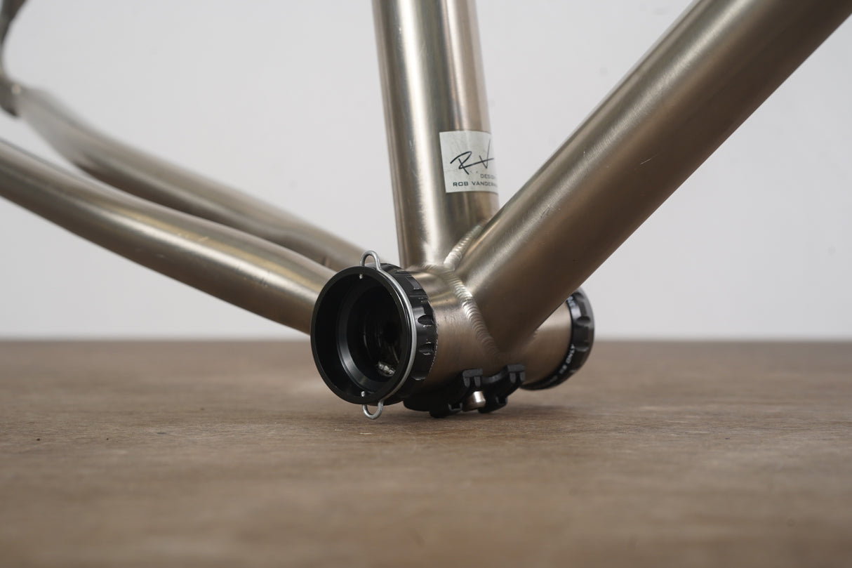 54cm Seven Axiom S Wound Up Titanium Rim Brake Road Frameset