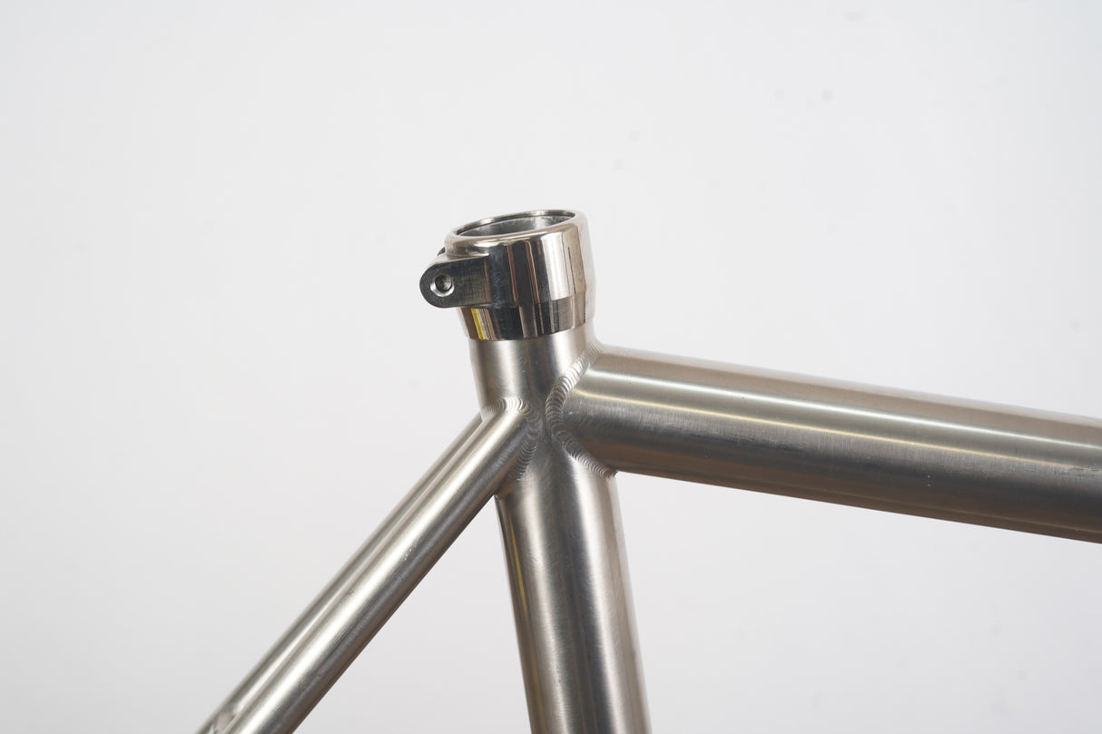 54cm Seven Axiom S Wound Up Titanium Rim Brake Road Frameset