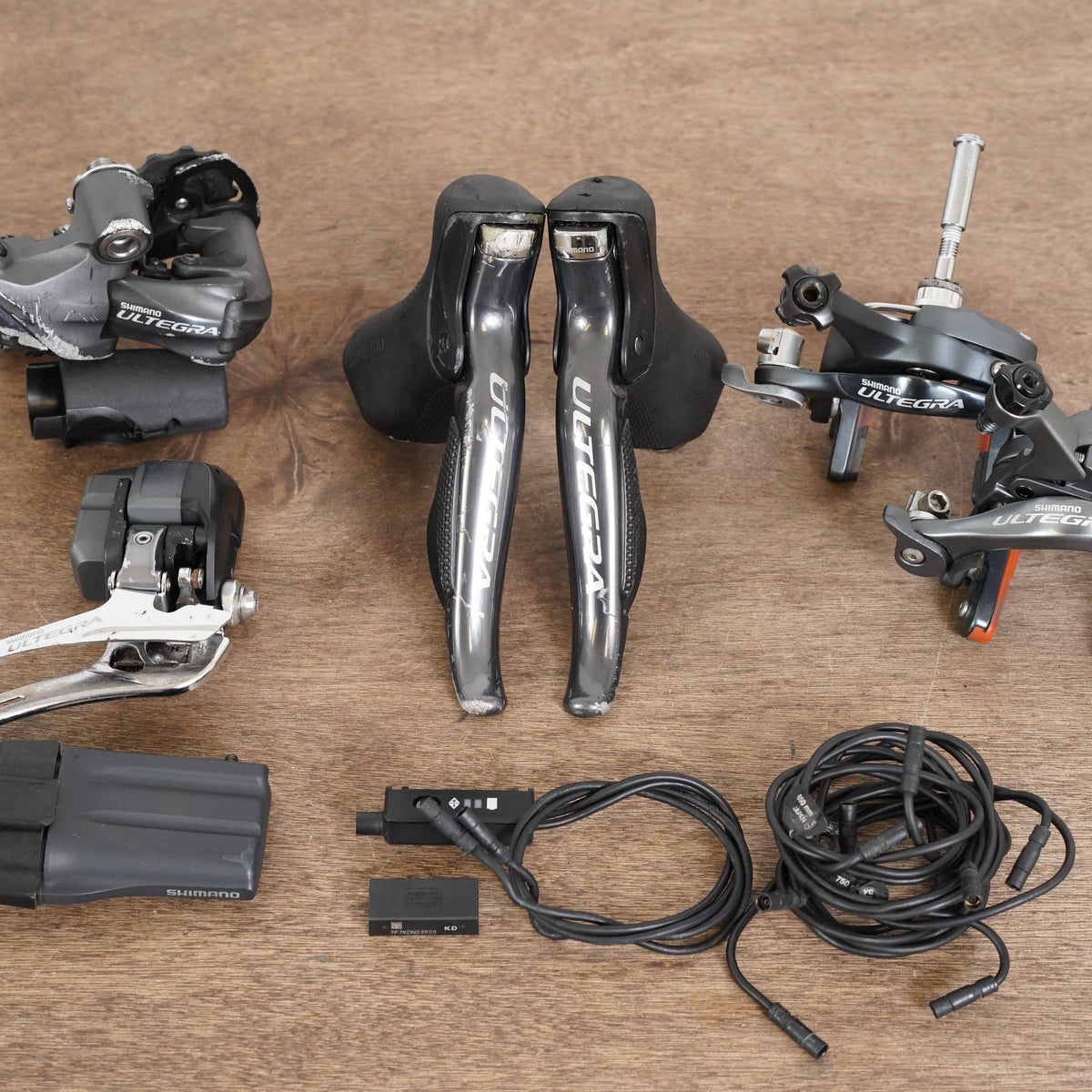 Shimano Ultegra 6770 Di2 10 Speed Electronic Rim Brake Road