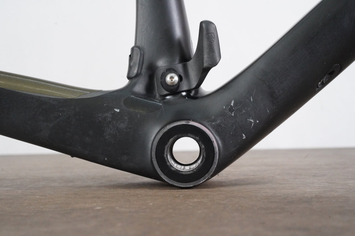 54cm Trek Madone 7 Project One Carbon Aero Rim Brake Road Frameset