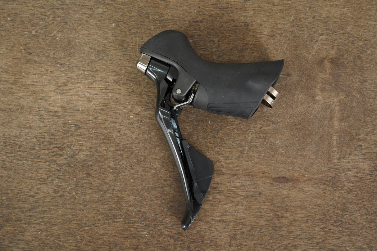 (1) RIGHT Shimano Ultegra ST-R8000 11 Speed Mechanical Rim Brake Shifter