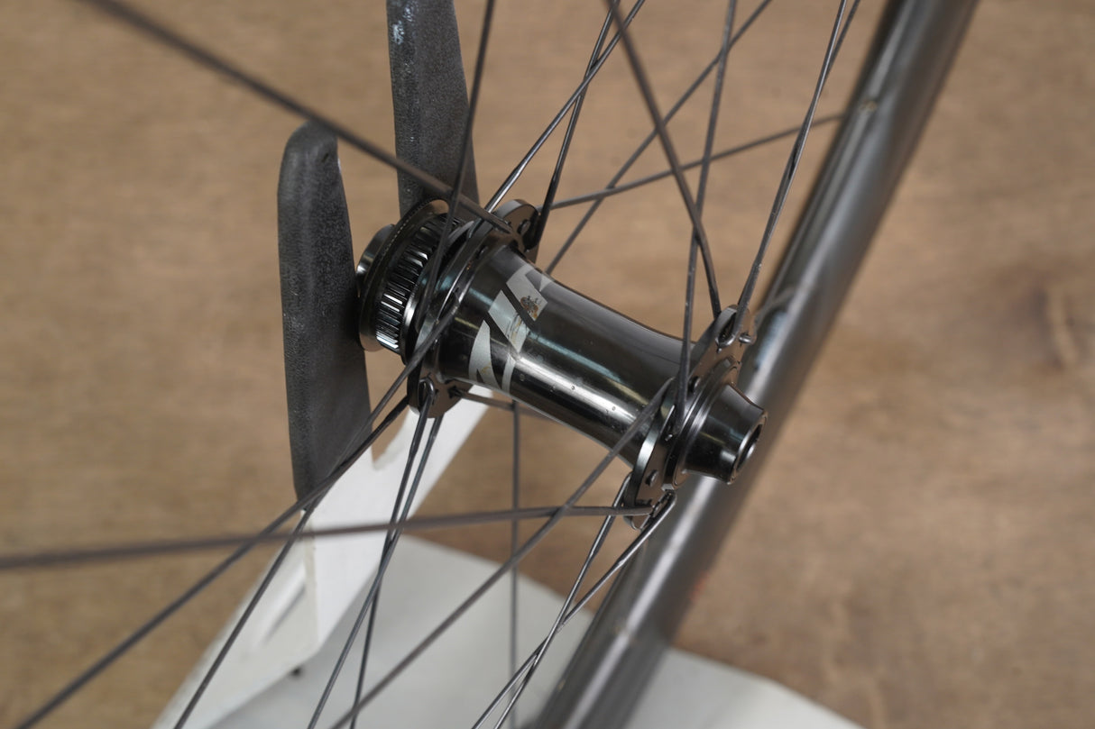 Zipp 303 S 76/176 Carbon Tubeless Clincher Disc Wheelset 11 Speed 303S