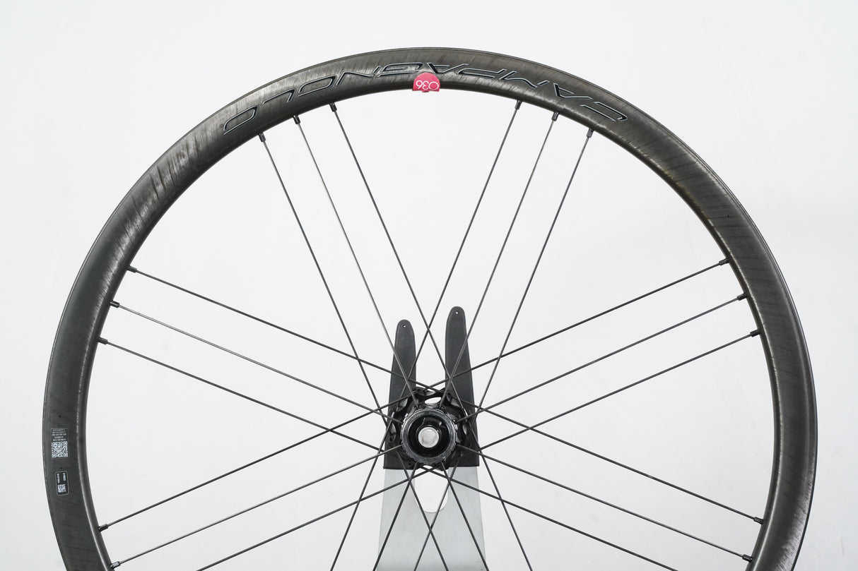 Campagnolo Bora WTO 33 Carbon Tubeless Disc Wheelset Shimano/SRAM 11 Speed