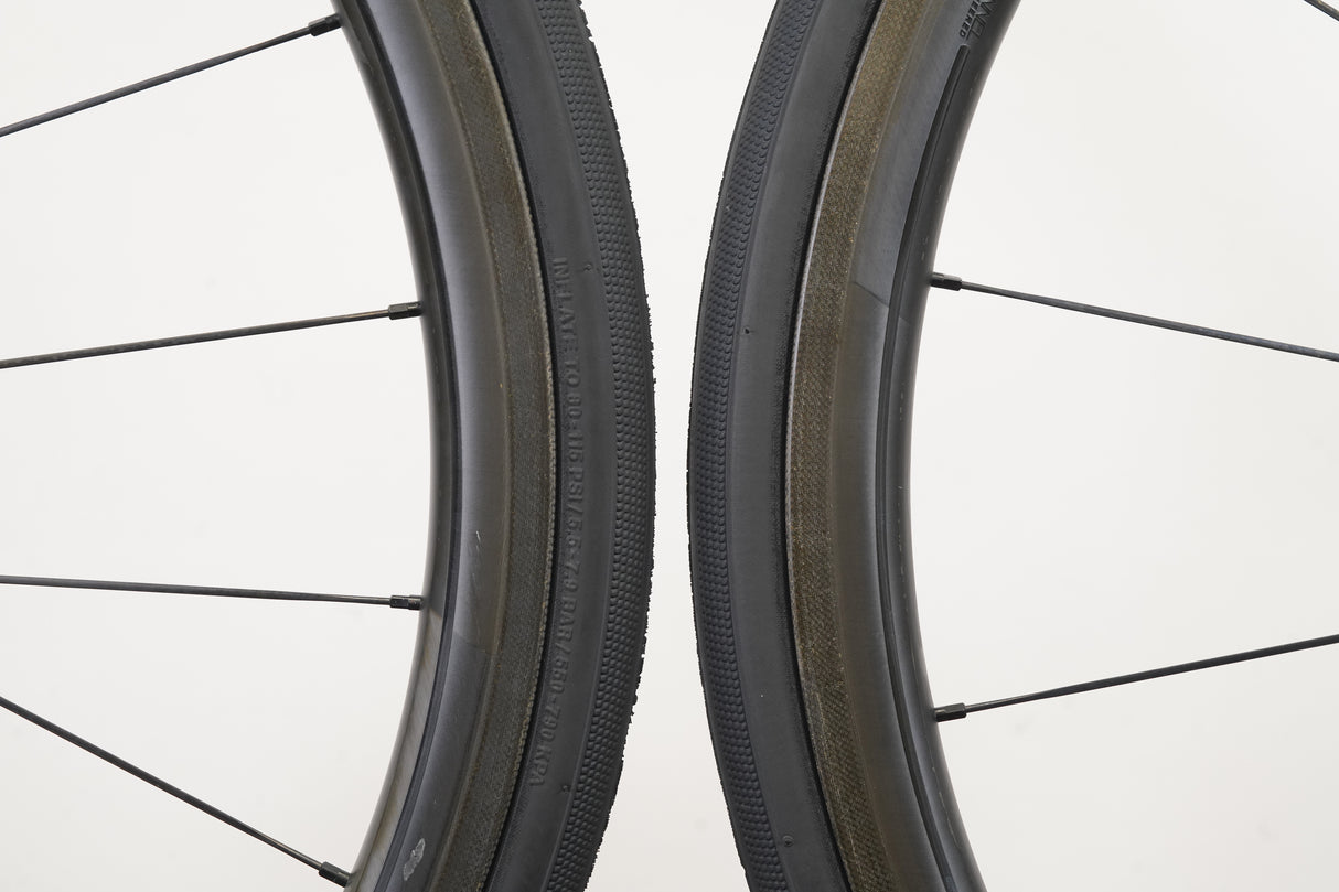 Roval CLX 32 Carbon Tubeless Clincher Rim Brake Wheelset Shimano/SRAM 11 Speed