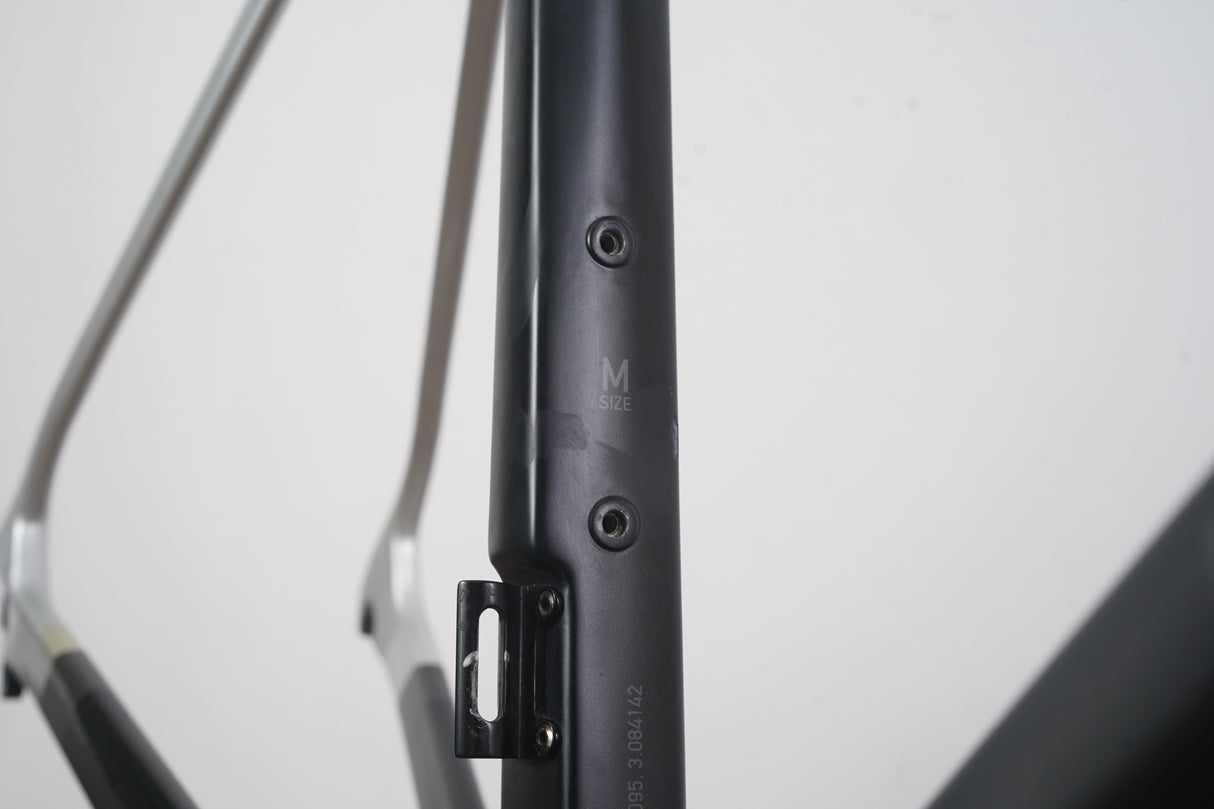 M (Medium) Van Rysel RCR Road CF Carbon Rim Brake Frameset