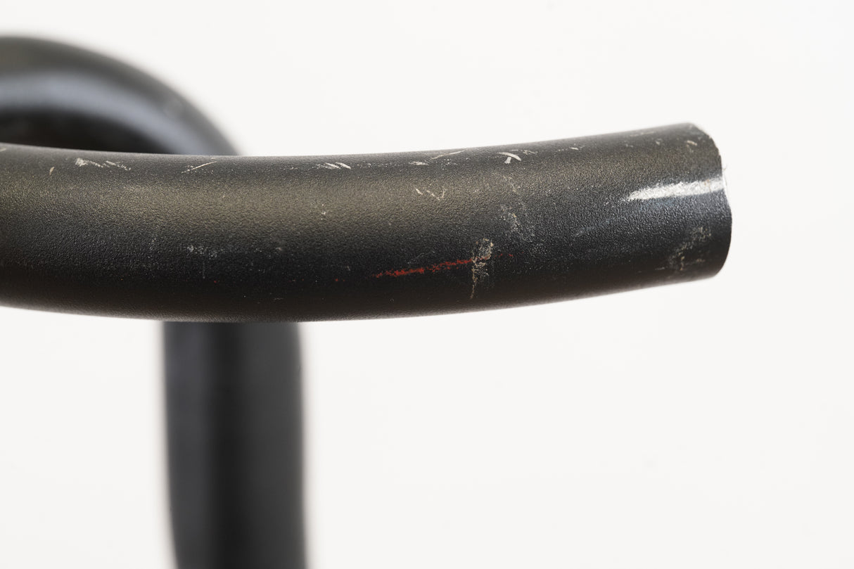 38cm Oval Concepts 310 Alloy Road Handlebar 31.8mm