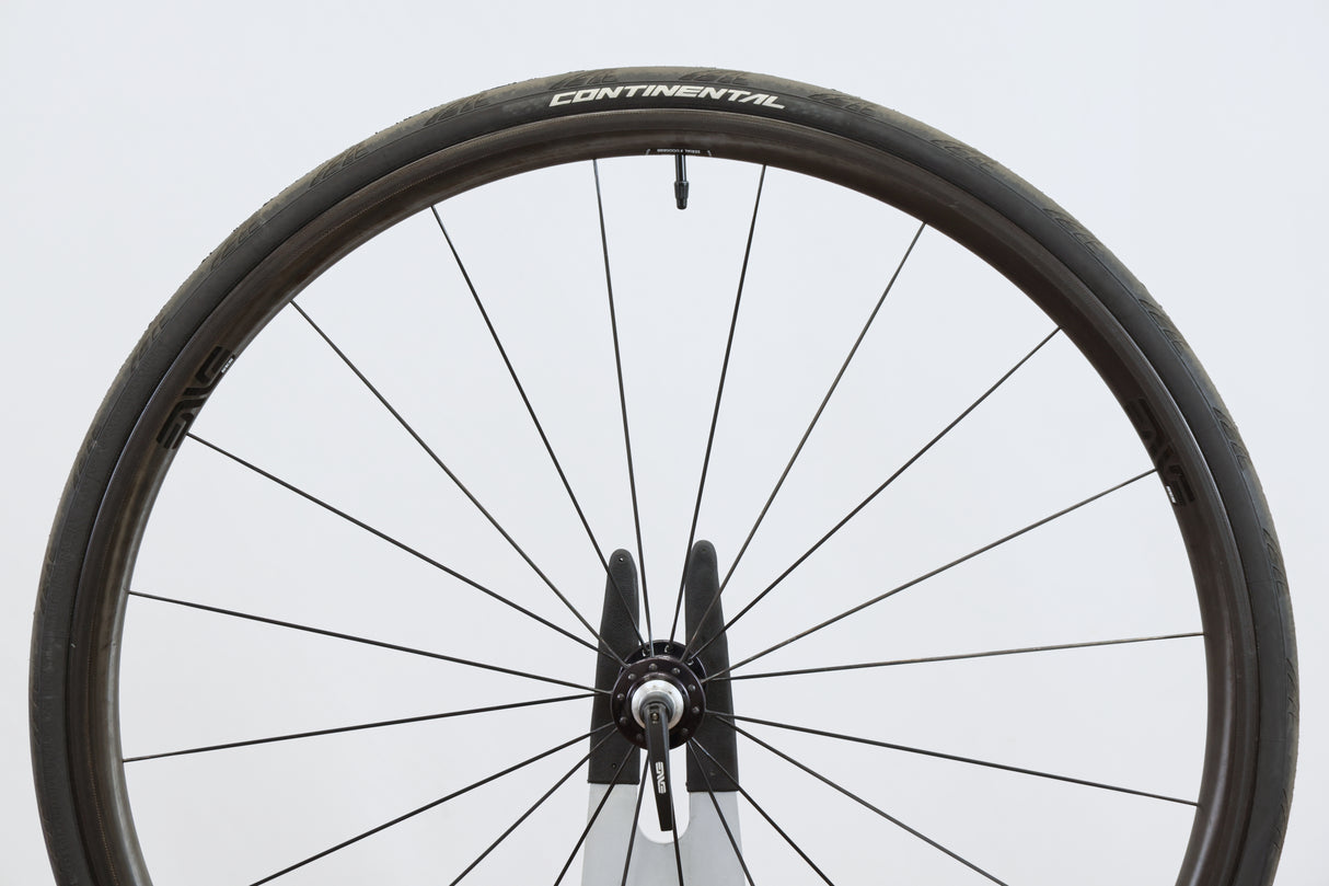 ENVE SES 2.2 Gen 2 Chris King R45 Carbon Tubeless Rim Brake Wheelset 11 Speed