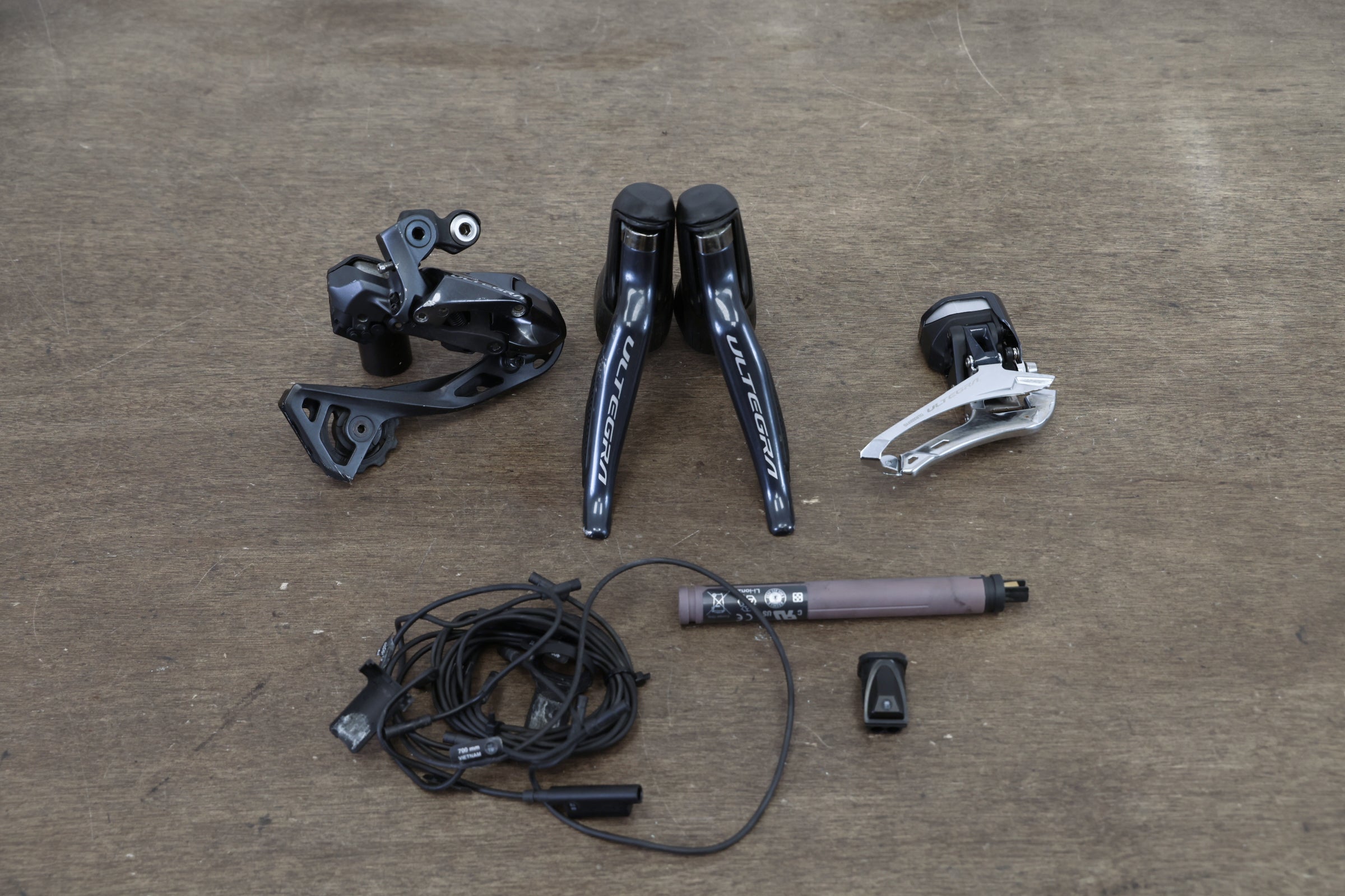 Shimano Ultegra R8050 Di2 GS 11 Speed Electronic Rim Brake Road