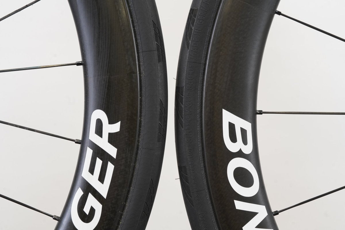 Bontrager Aeolus 5 TLR Carbon Tubeless Clincher Rim Brake Wheelset 11 Speed