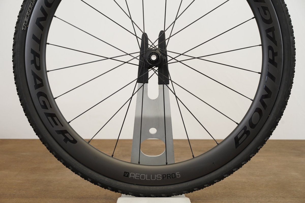 Bontrager Aeolus Pro 5 TLR Carbon Tubeless Clincher Disc Brake Wheelset 11 Speed