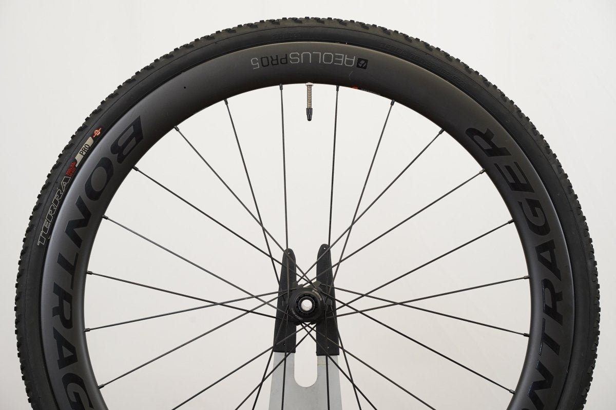 Bontrager Aeolus Pro 5 TLR Carbon Tubeless Clincher Disc Brake Wheelset 11 Speed