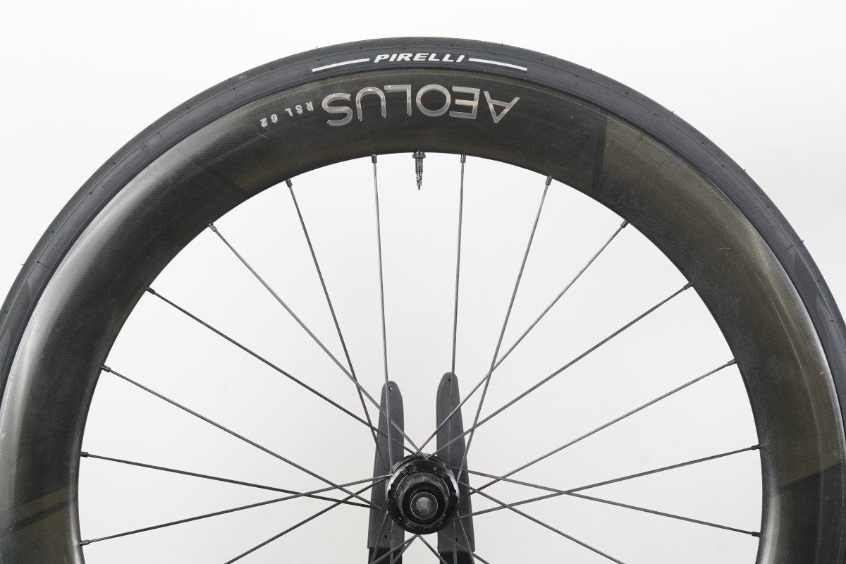 Bontrager Aeolus RSL 62 Carbon Tubeless Clincher Disc Brake Wheelset 11 Speed