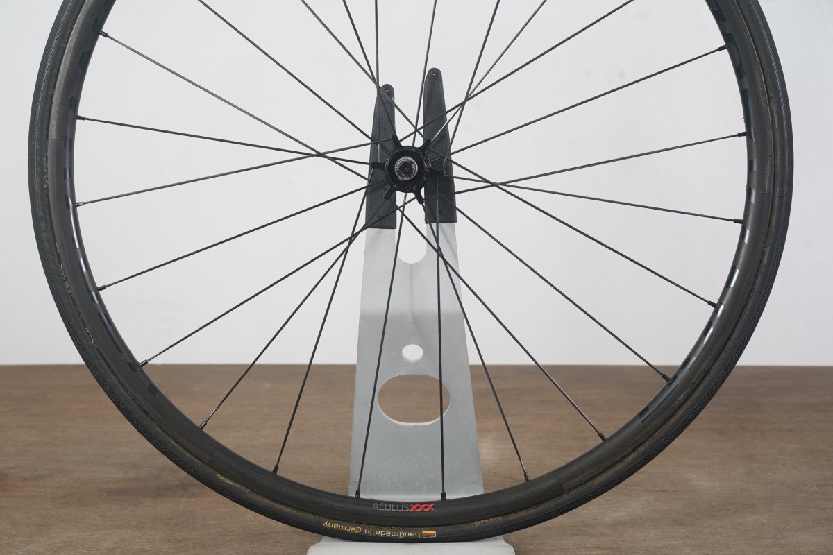 Bontrager Aeolus XXX 2 Carbon Tubular Rim Brake Wheelset Shimano/SRAM 11 Speed