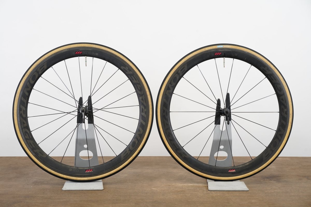 Bontrager Aeolus XXX 4 Carbon Clincher Rim Brake Wheelset Campagnolo 11 Speed
