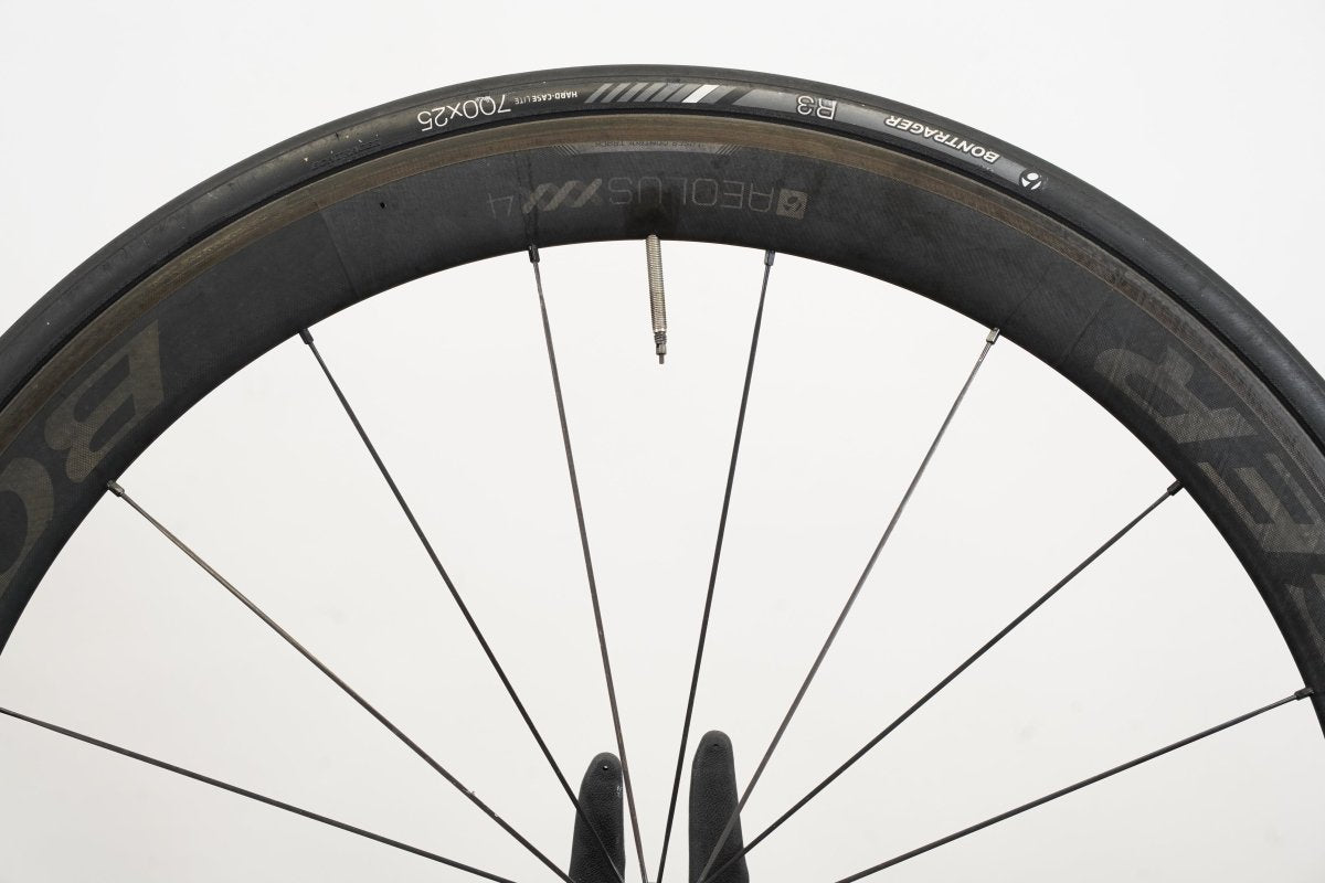 Bontrager Aeolus XXX 4 Carbon Clincher Rim Brake Wheelset Shimano/SRAM 11 Speed