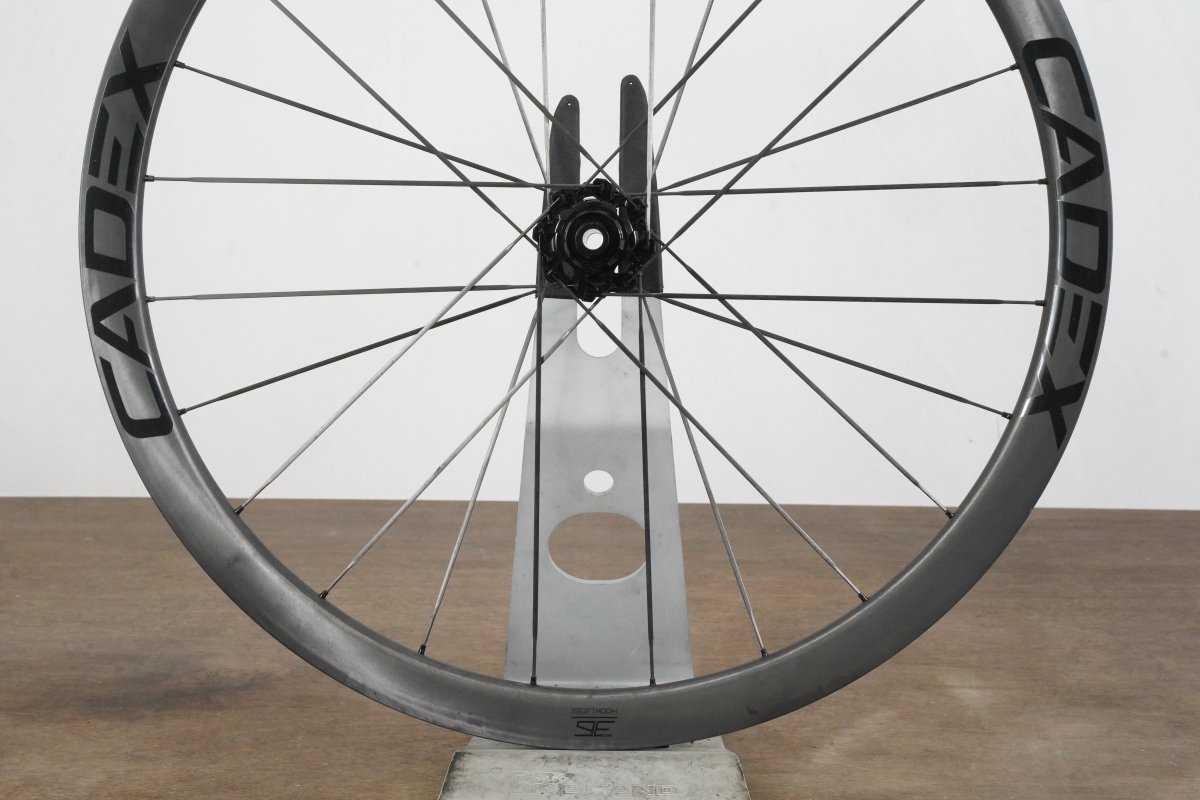 Cadex 36 Carbon Tubeless Clincher Disc Brake Wheelset Shimano/SRAM 11 Speed