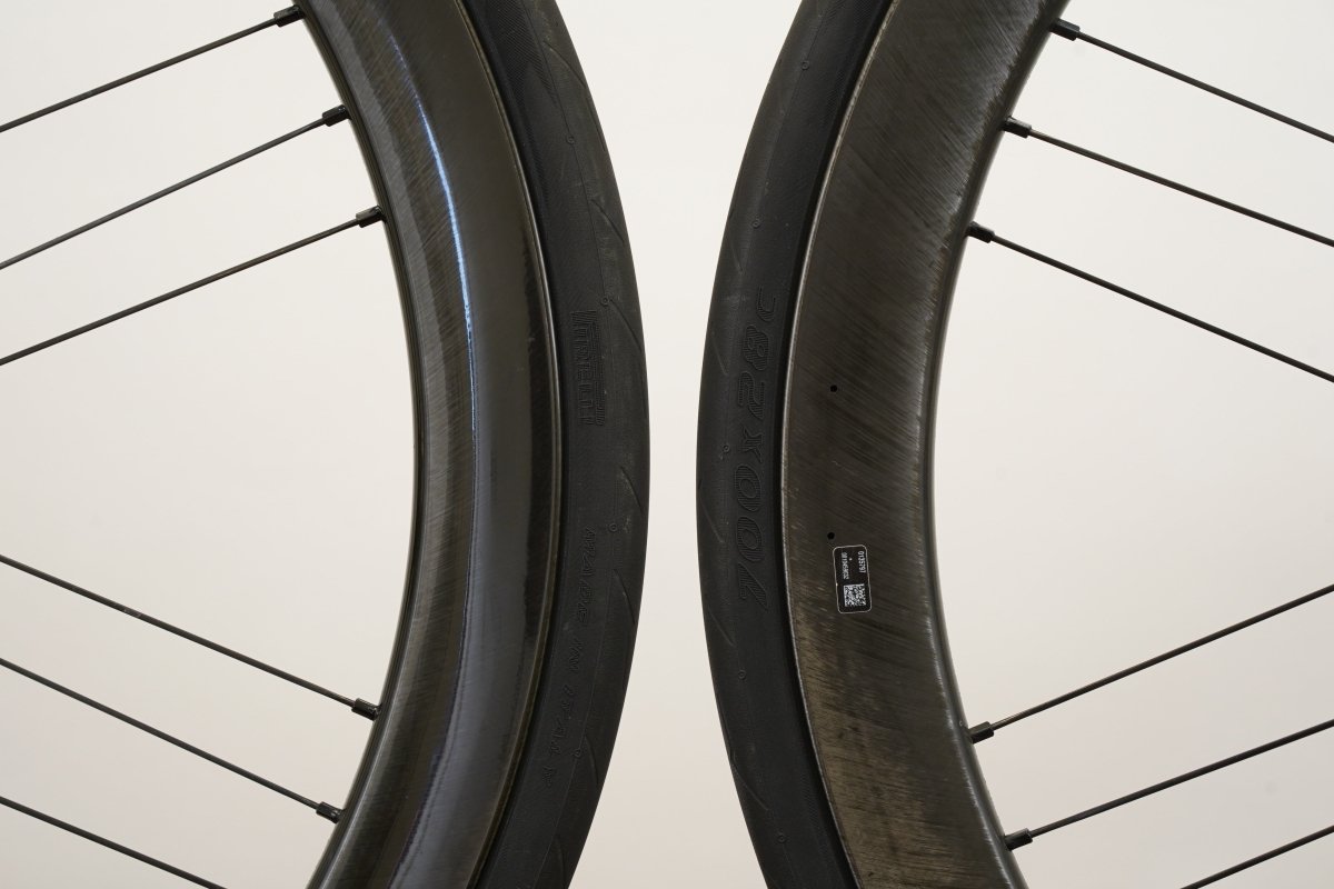 Campagnolo Bora WTO 45 Carbon Tubeless Clincher Disc Brake Wheelset 11 Speed